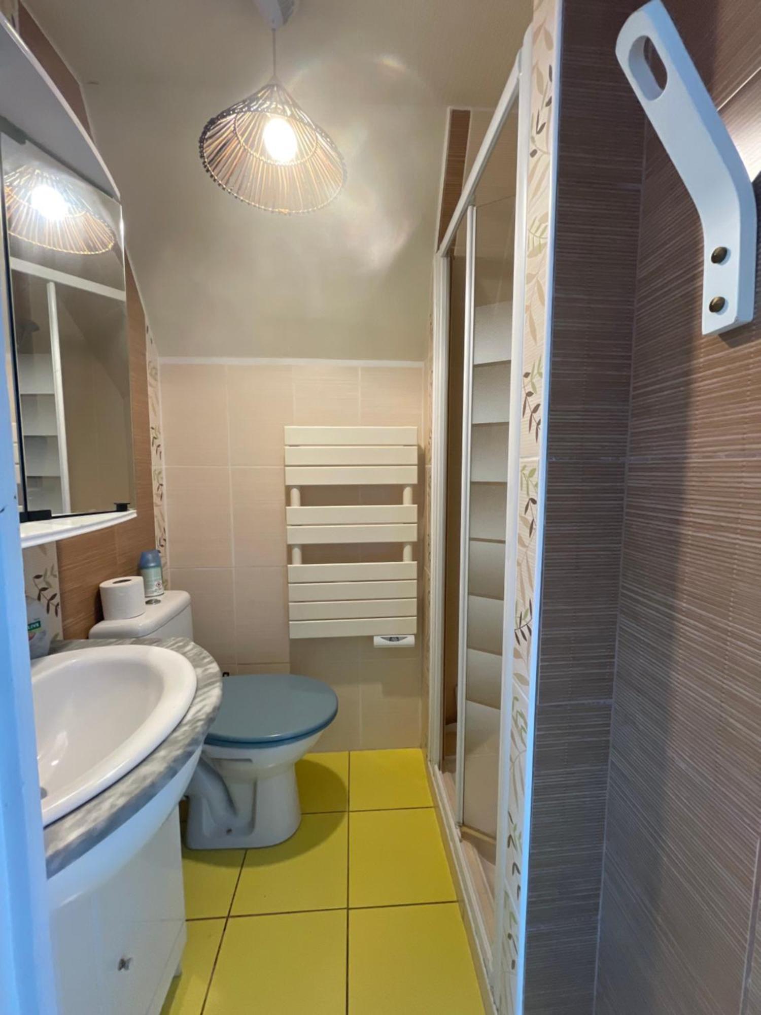 Duplex Au Calme Jardinet Apartment